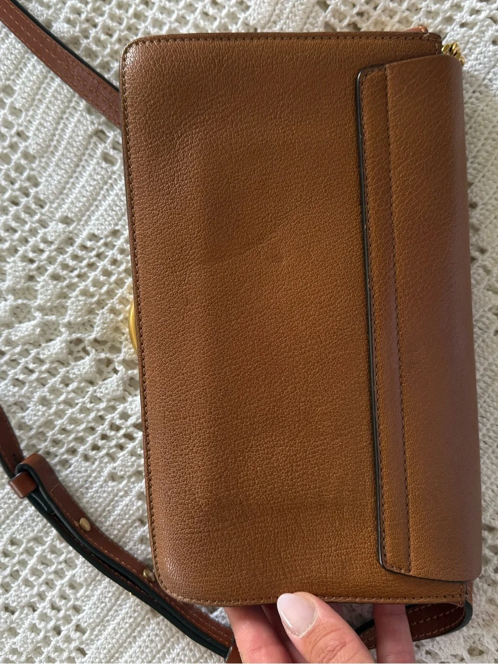 Chloe - Small Leather Crossbody Bag in Brown